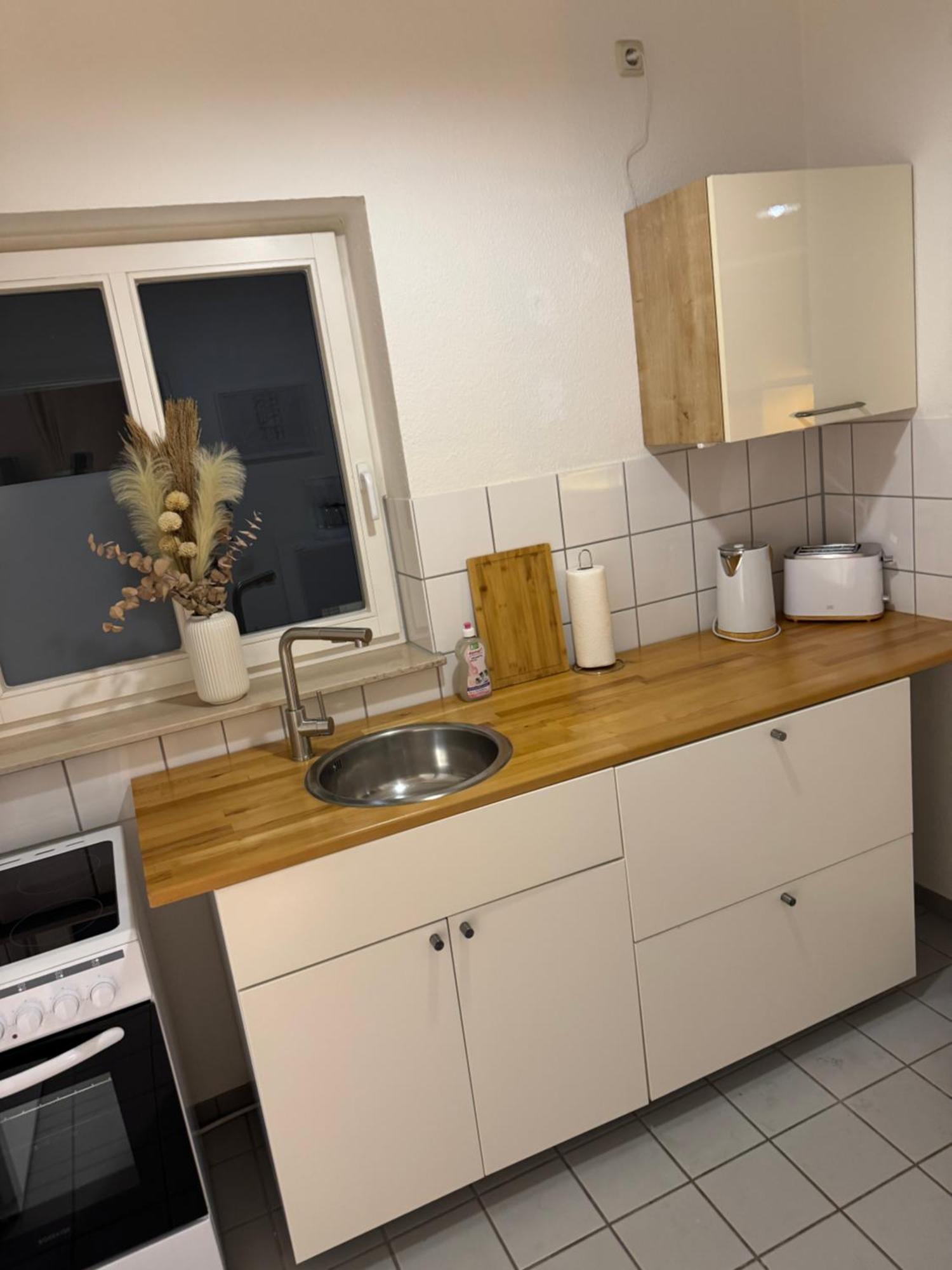 Ferienwohnung Schildblick Modernes Apartment Direkt In Der Altstadt Von Erfurt Nahe Der Kraemerbruecke - Beste Innenstadtlage Екстериор снимка