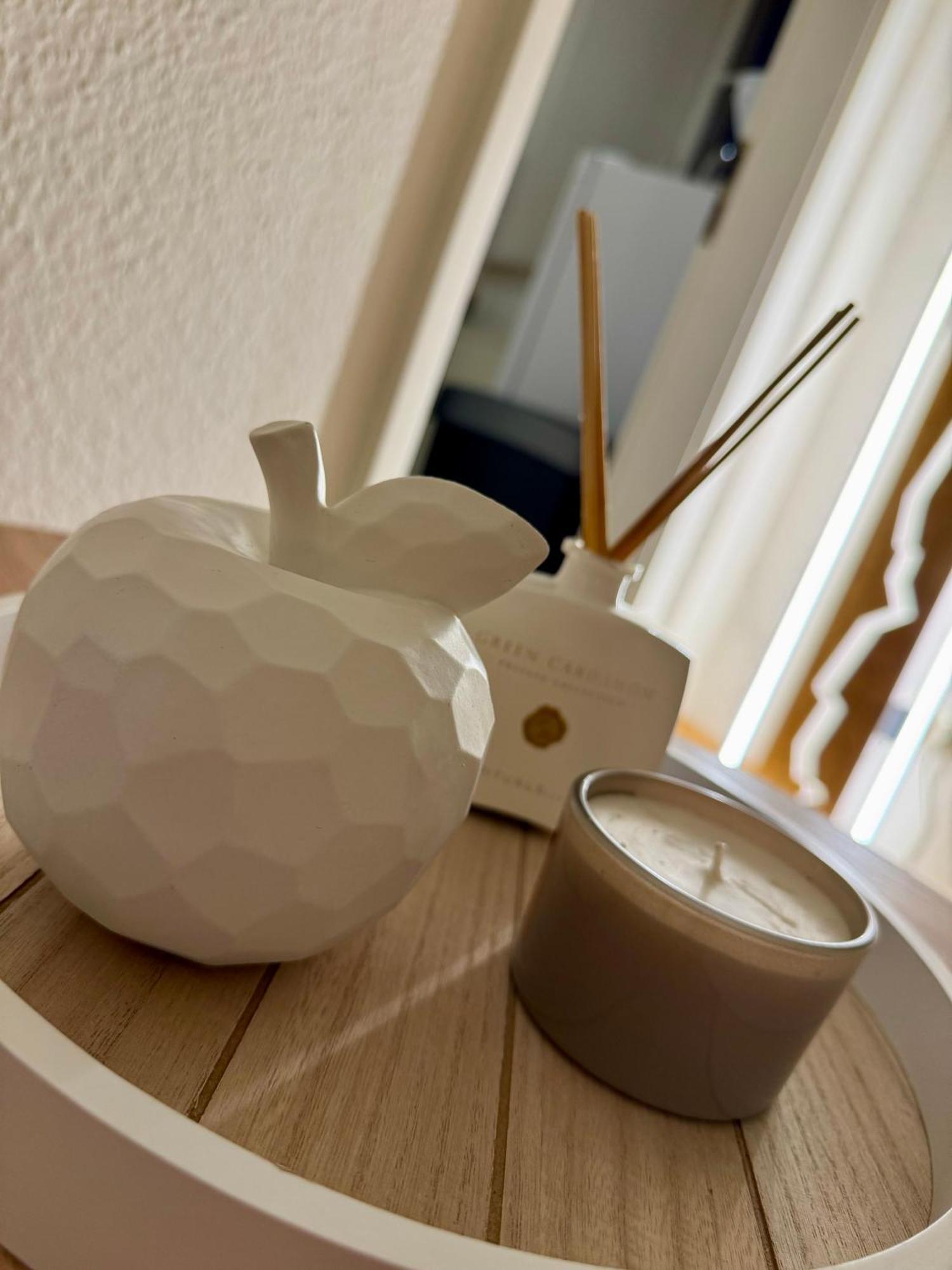 Ferienwohnung Schildblick Modernes Apartment Direkt In Der Altstadt Von Erfurt Nahe Der Kraemerbruecke - Beste Innenstadtlage Екстериор снимка